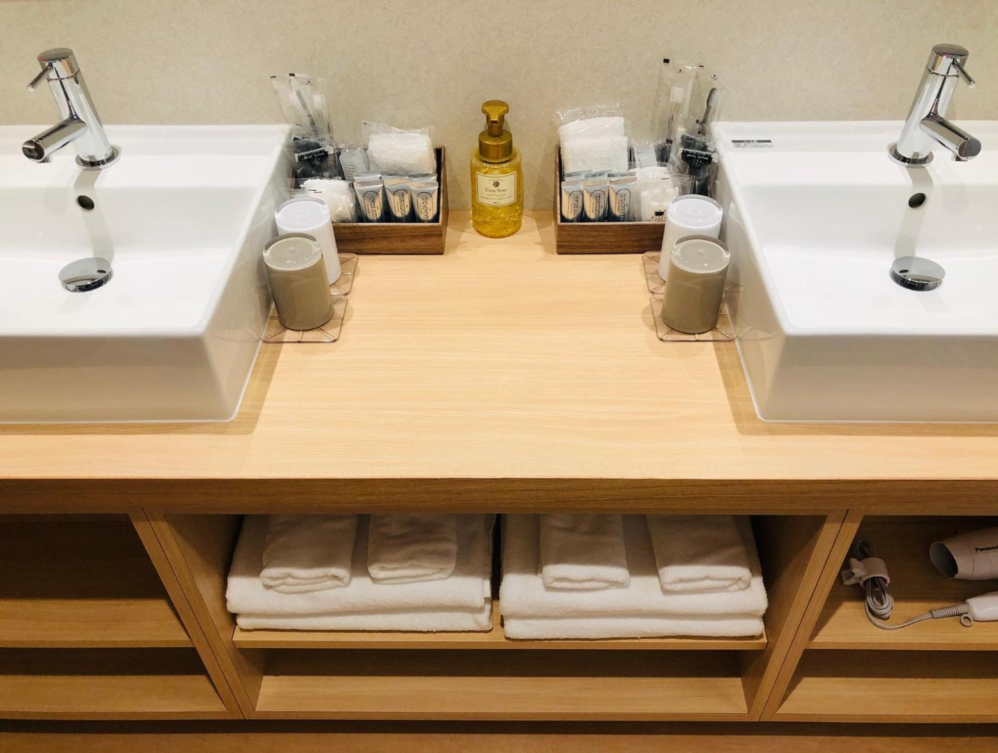 Henn Na Hotel Kanazawa Korimbo المظهر الخارجي الصورة